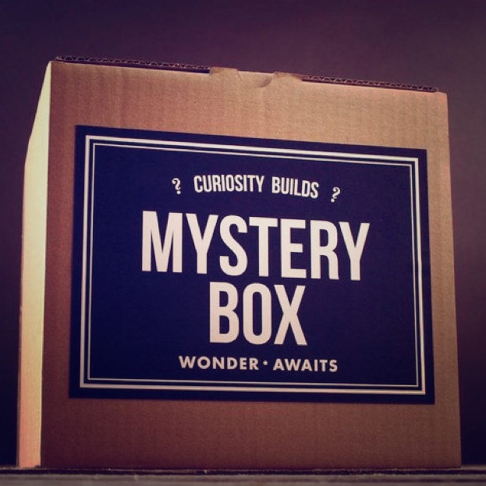 Women’s mystery box cosmetics bath body accessory